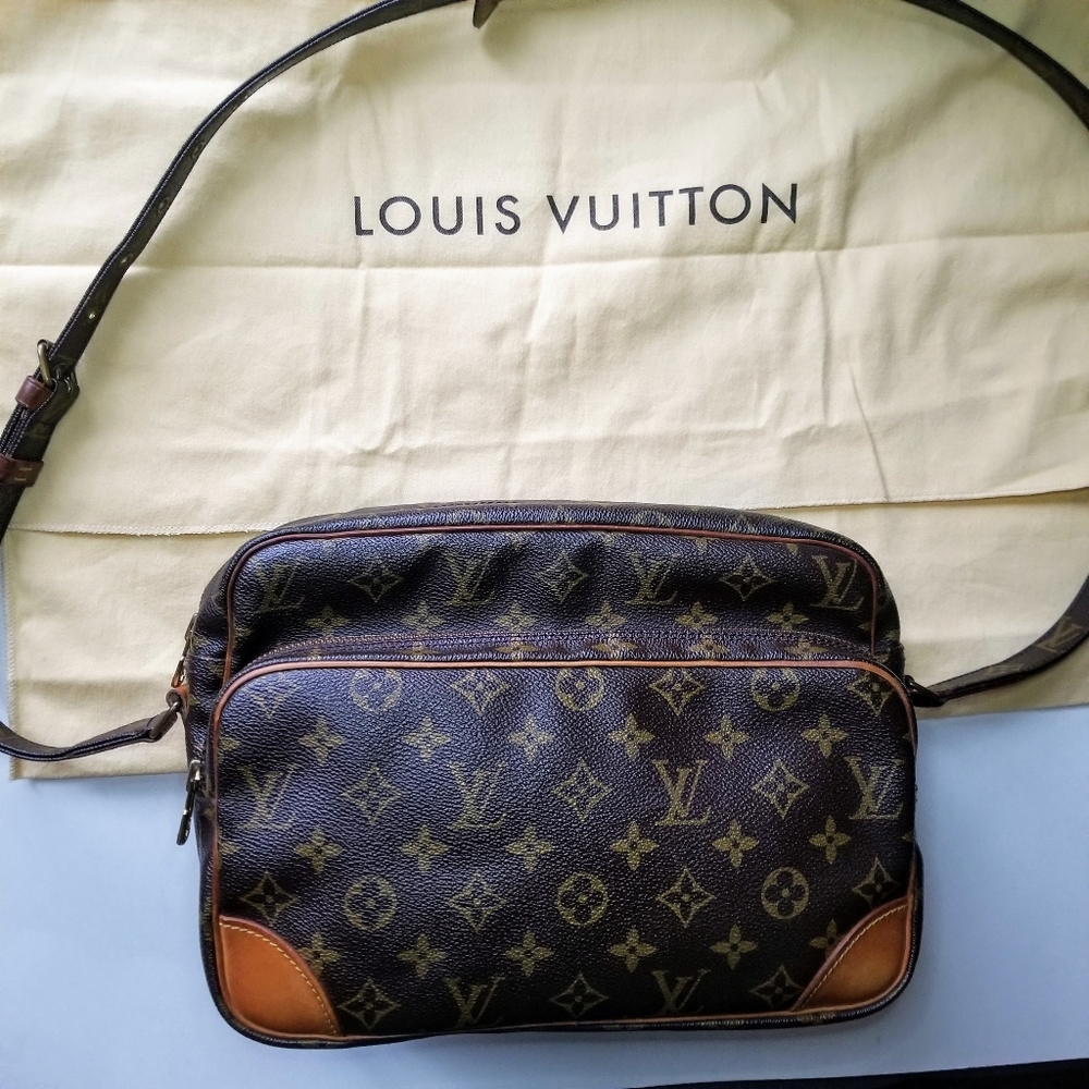 Louis Vuitton Nile crossbody